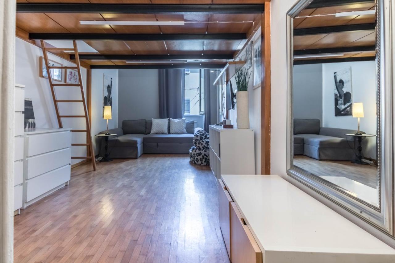밀라노 Joivy Splendid Flat In Perfect Centre 아파트 외부 사진